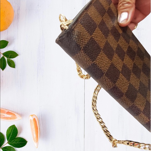 💯 % AUTHENTIC LUIS VUITTON DAMIER EBENE WALLET - Picture 7 of 16